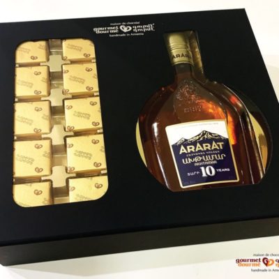 Box with cognac "10 Years"